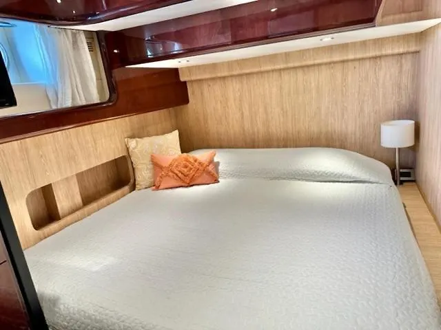 Motoryacht 21 Avec Equipage Hotel Barcelona Botel