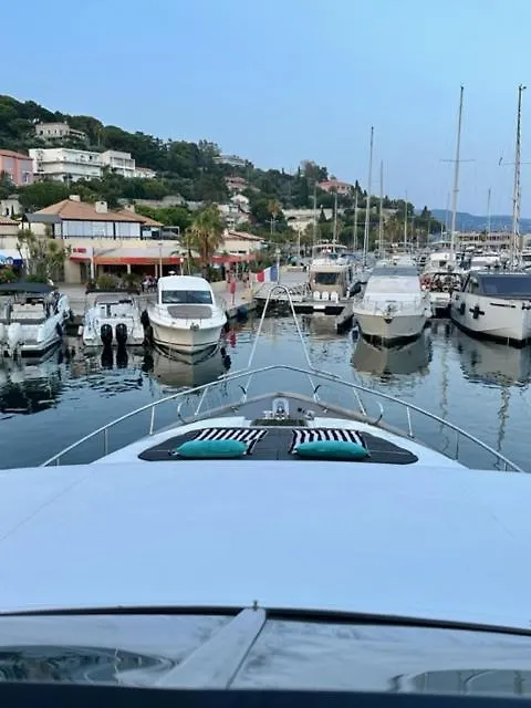 Motoryacht 21 Avec Equipage Hotel Barcelona Spain